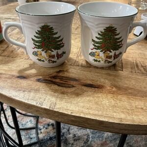 Vitromaster Christmas Tree Coffee Mugs – Set of 2– Stoneware Holiday Cups